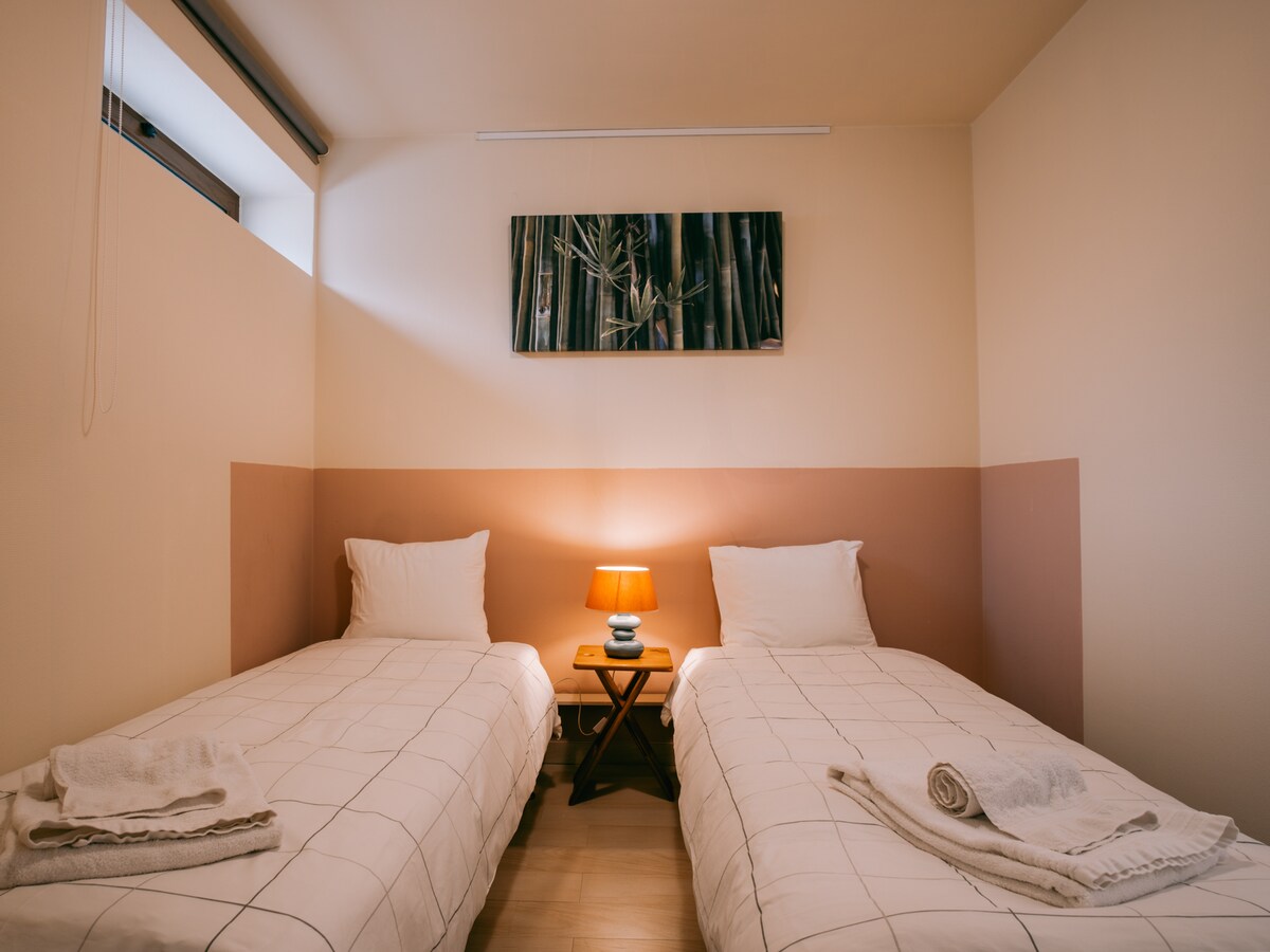 غرفة النوم 2