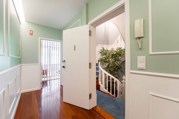 Victoria Project – Apartment I – Private Parking gallery image 5