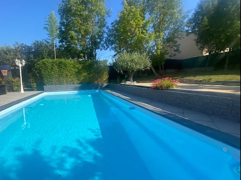 Exceptional contemporary house 3 bedrooms.