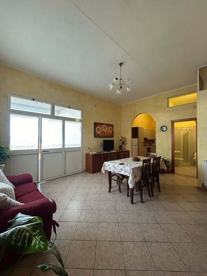 Appartamento Surrele Con Vista Su Mare E Montagne - Girasole