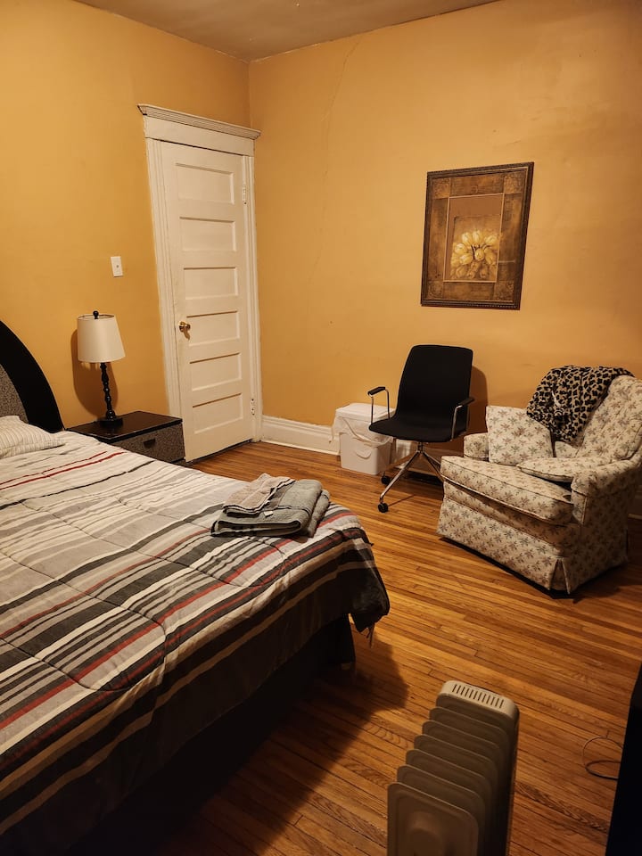 Bedroom