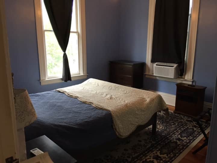 ベッドルーム2クイーンベッド