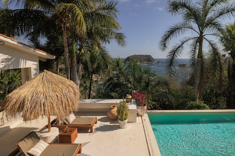 Beach Villa! Pool, SunDeck, Private beach + 16 ppl