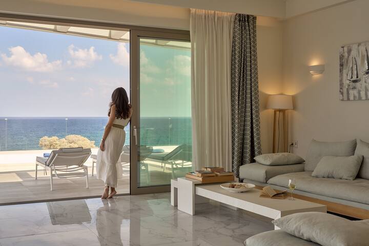 Thalassa Residence, Pool, Spa Whirlpool & SeaViews gallery image 5