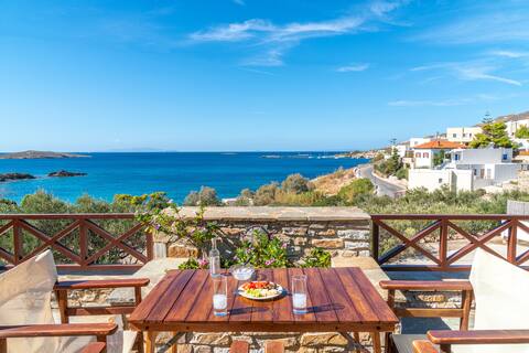 Reggina's Apartment with Sea View