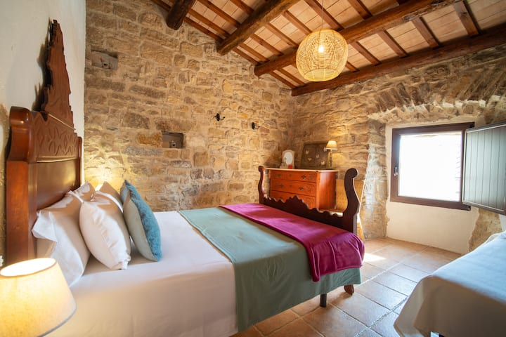 غرفة النوم 2