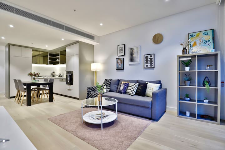 Urban Bliss Oasis – Central | Cozy | Parking