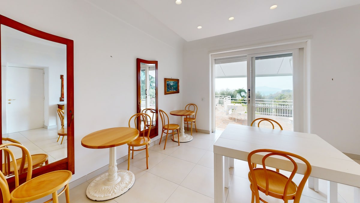 Villa Palma — view 4