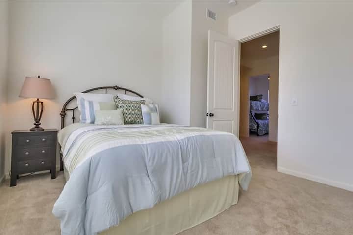 Druhá spálňa / manželská posteľ