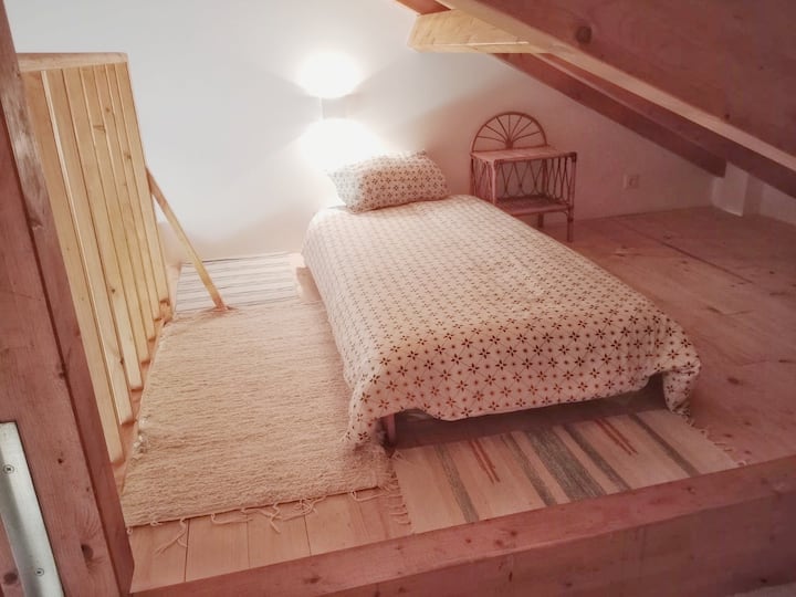 غرفة النوم 2