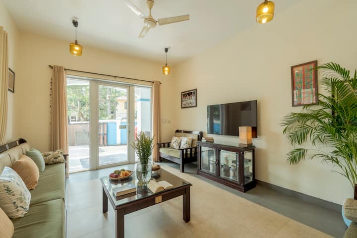 Living room 1 image 6