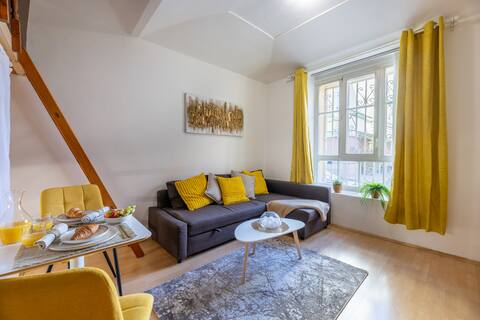 Successful Airbnb property: Cosy Studio-10 minutes Old Town, comfort and peace in Michle