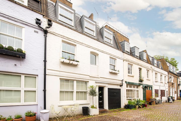 3 bed Mews House Hyde Park London Lancaster Gate