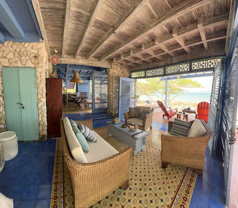 Popular Airbnb listing: Casa de Sirenas, a paradise facing the sea in Baru