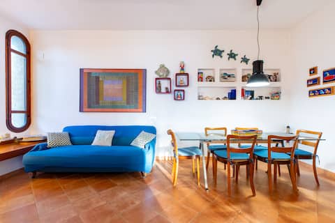 Successful Airbnb property: Villa Nonno Franco - With Private Sea Access in Terrasini
