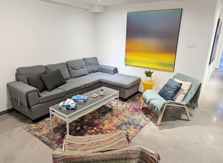 Stylish 2br In Little Italy Nr Trinity Bellwoods - 多倫多