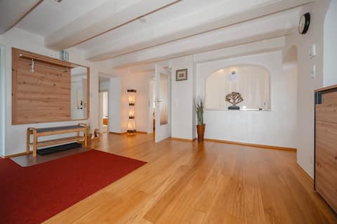 Popular Airbnb listing: Holiday Home Haus Salzburg in Leopoldskroner Moos