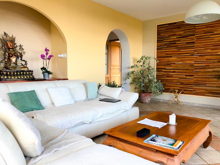 მისაღები ოთახი