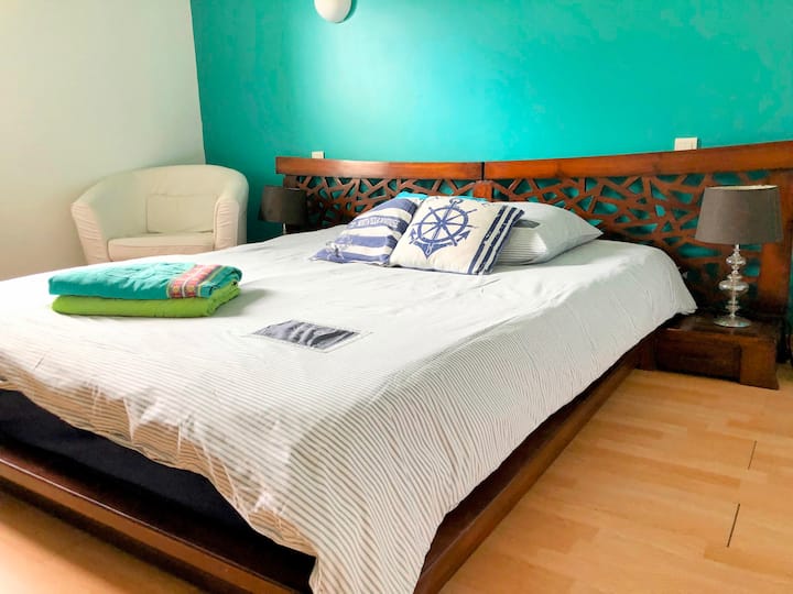 საძინებელი 1