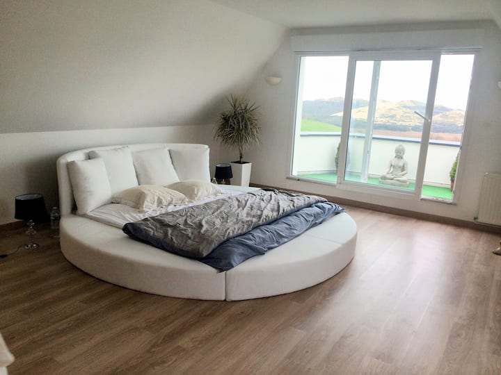 საძინებელი 4