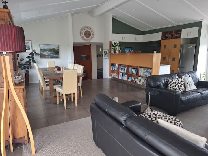 Space, Peace, Views! - Waiheke Island