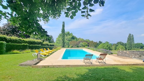 La Petite Bret Guest House