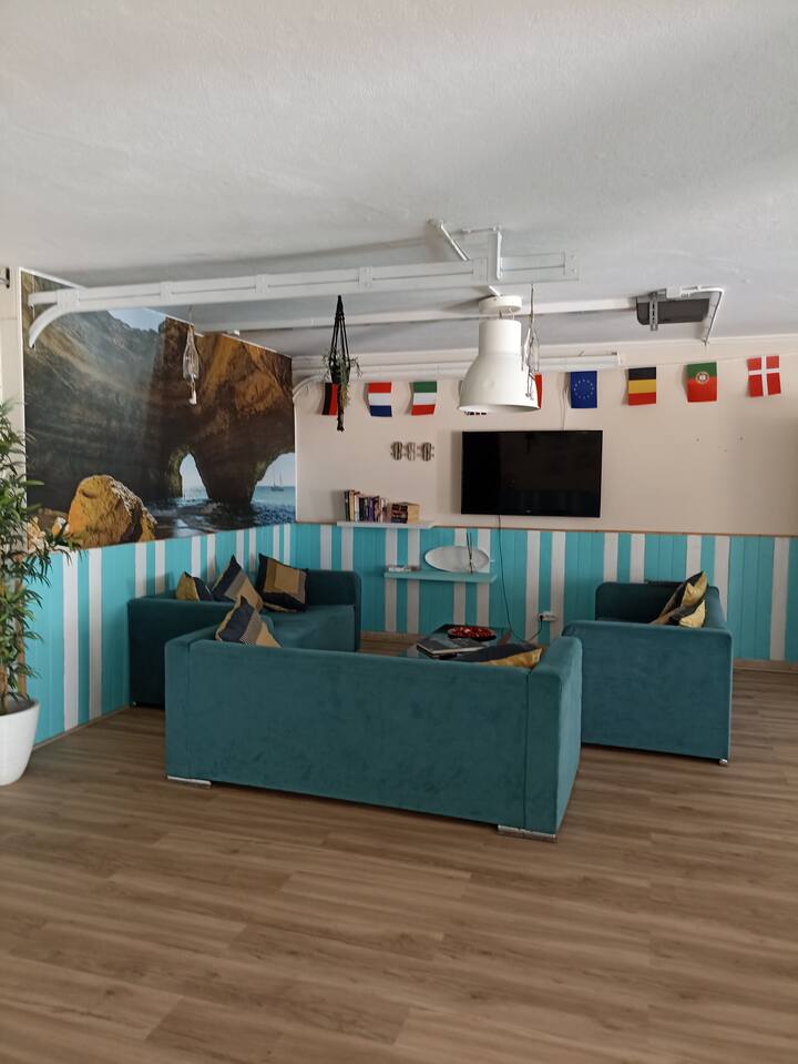 Bed In Shared Female Dormitory (6 Beds) - Portimão