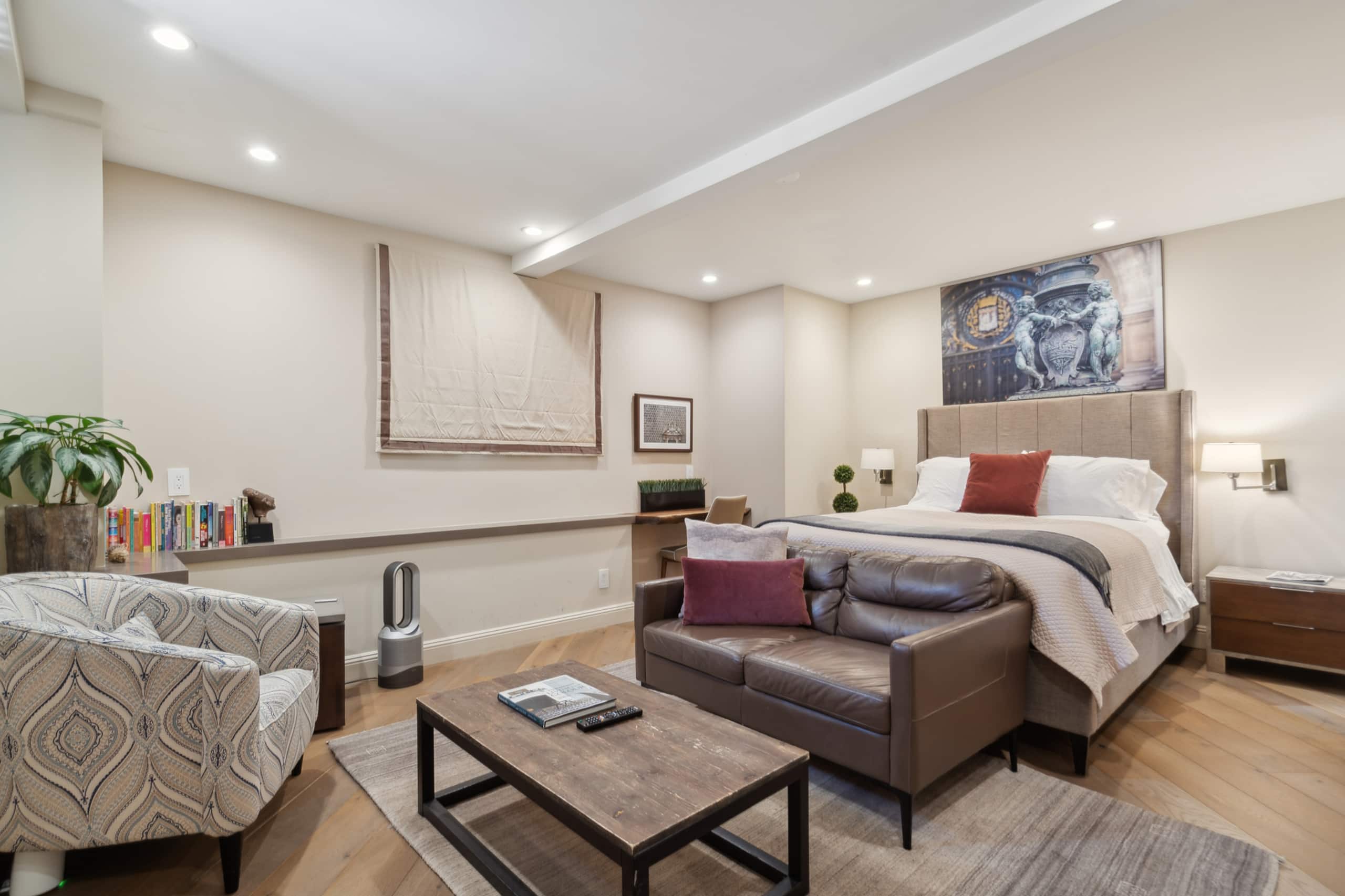 Home in San Francisco · ★4.9 · 3 bedrooms · 3 beds · 3 private baths - Image 22