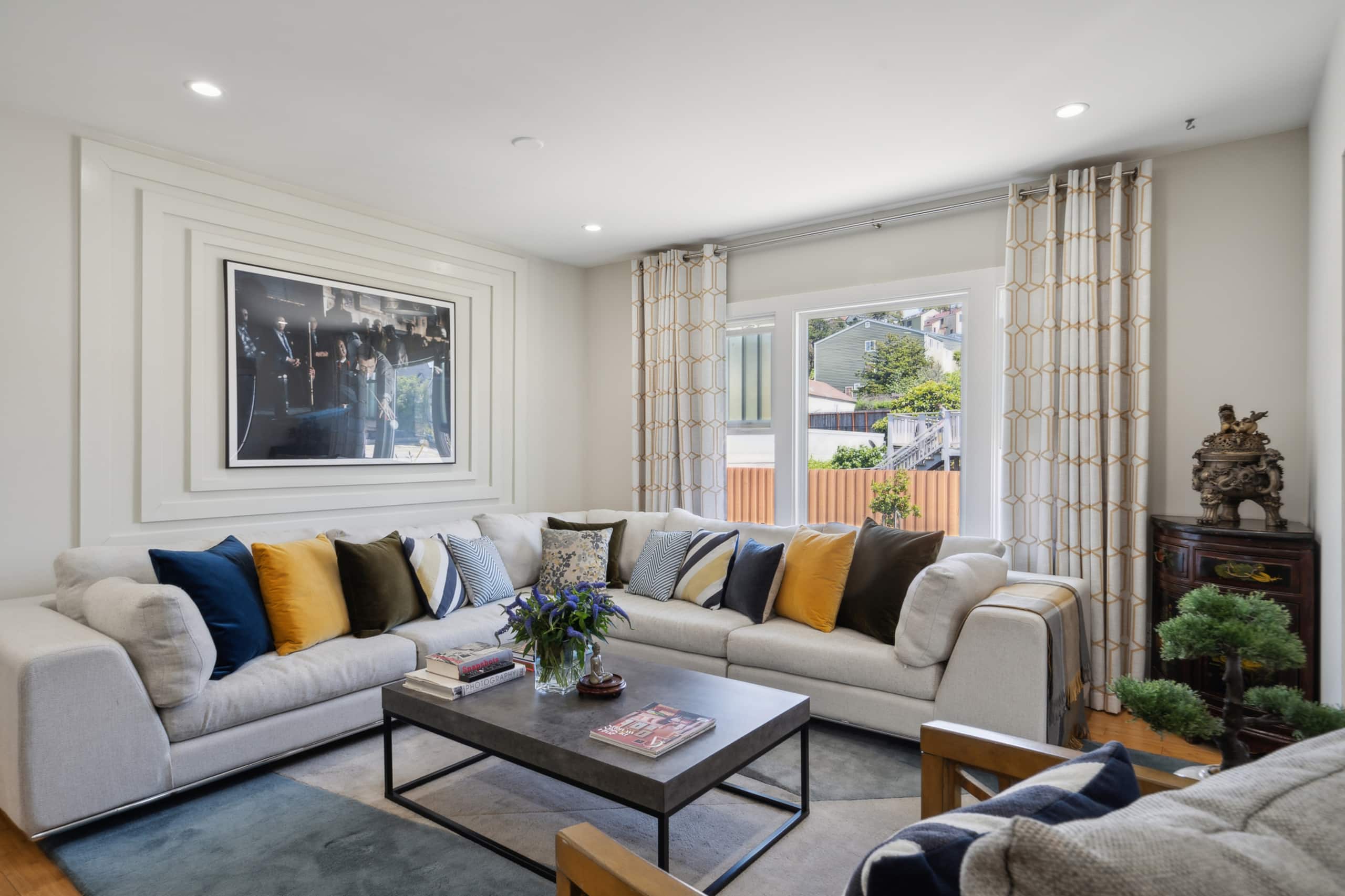 Home in San Francisco · ★4.9 · 3 bedrooms · 3 beds · 3 private baths - Image 8