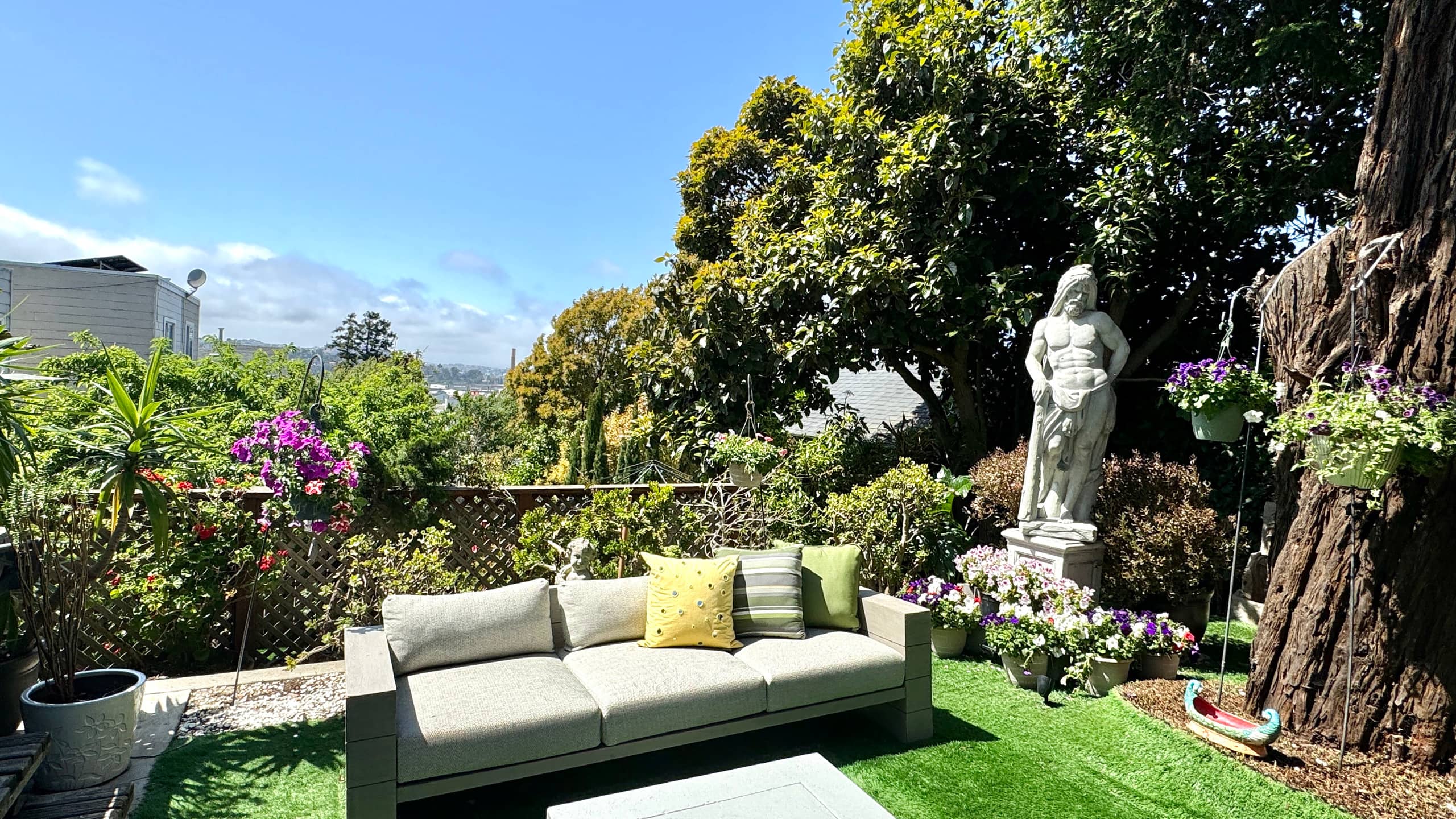 Home in San Francisco · ★4.9 · 3 bedrooms · 3 beds · 3 private baths - Image 47
