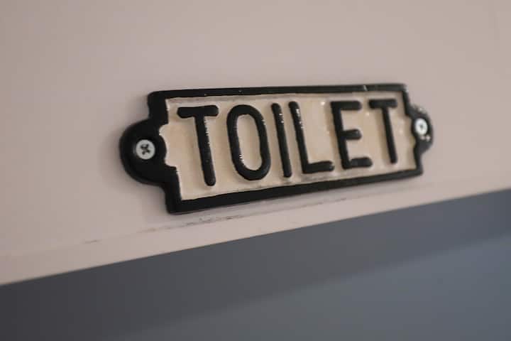 トイレ1 （ 1階）
1階に2つ、2階に2つトイレがあります。