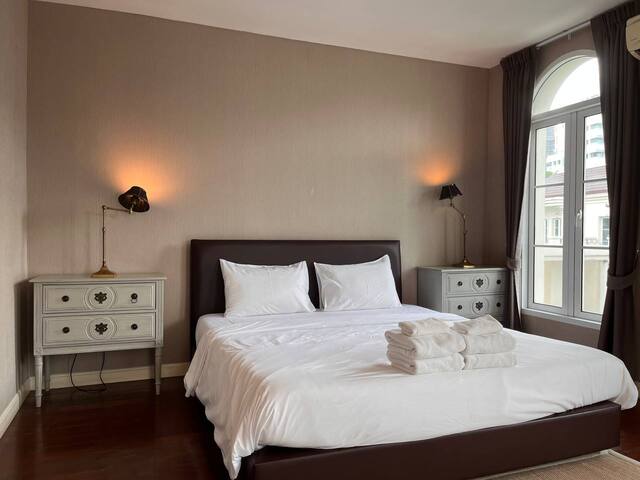 Up to 3BR Comfy Townhome near BTS & MRT (200sqm.) gallery image 3