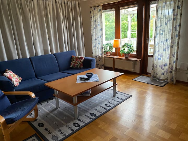 მისაღები ოთახი 2