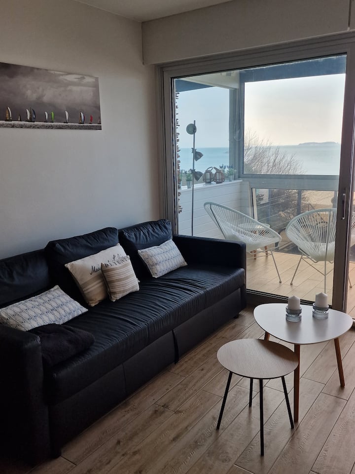 Divan krevat 140x200.