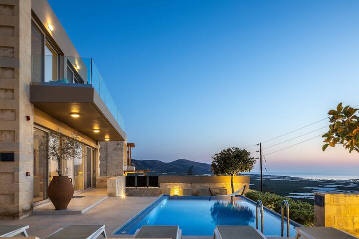 Villa Elpida I Sea view & heated* pool! gallery image 3