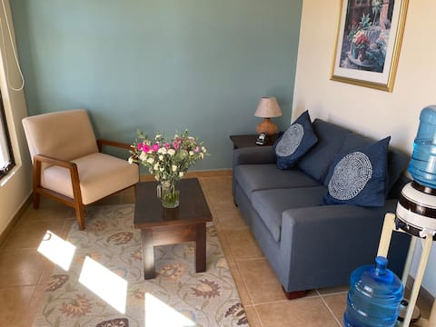 Top Airbnb: Lovely Casita with view over Bay of La Paz. in El Centenario