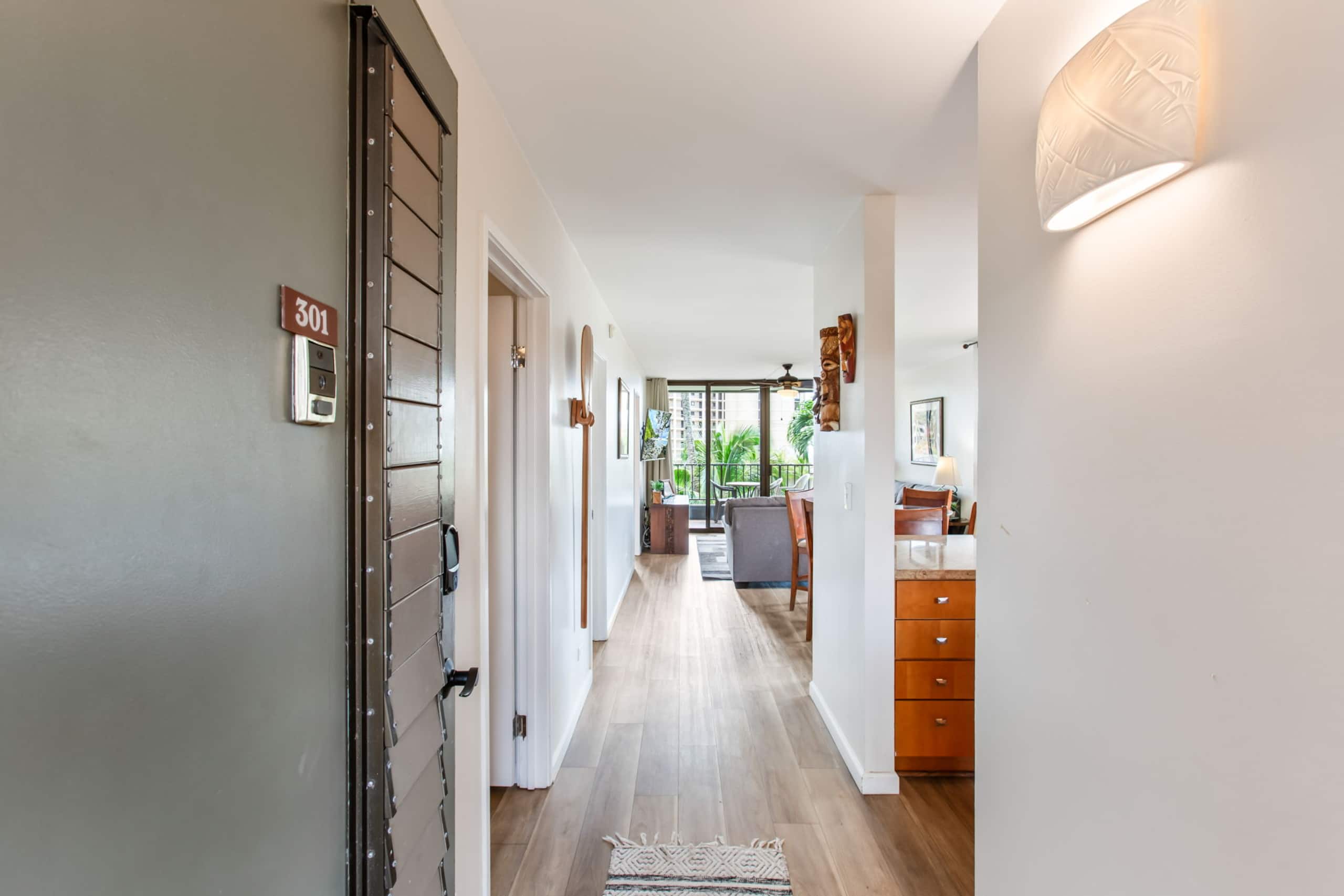 Condo in Lahaina · ★4.73 · 2 bedrooms · 3 beds · 2 baths - Image 3