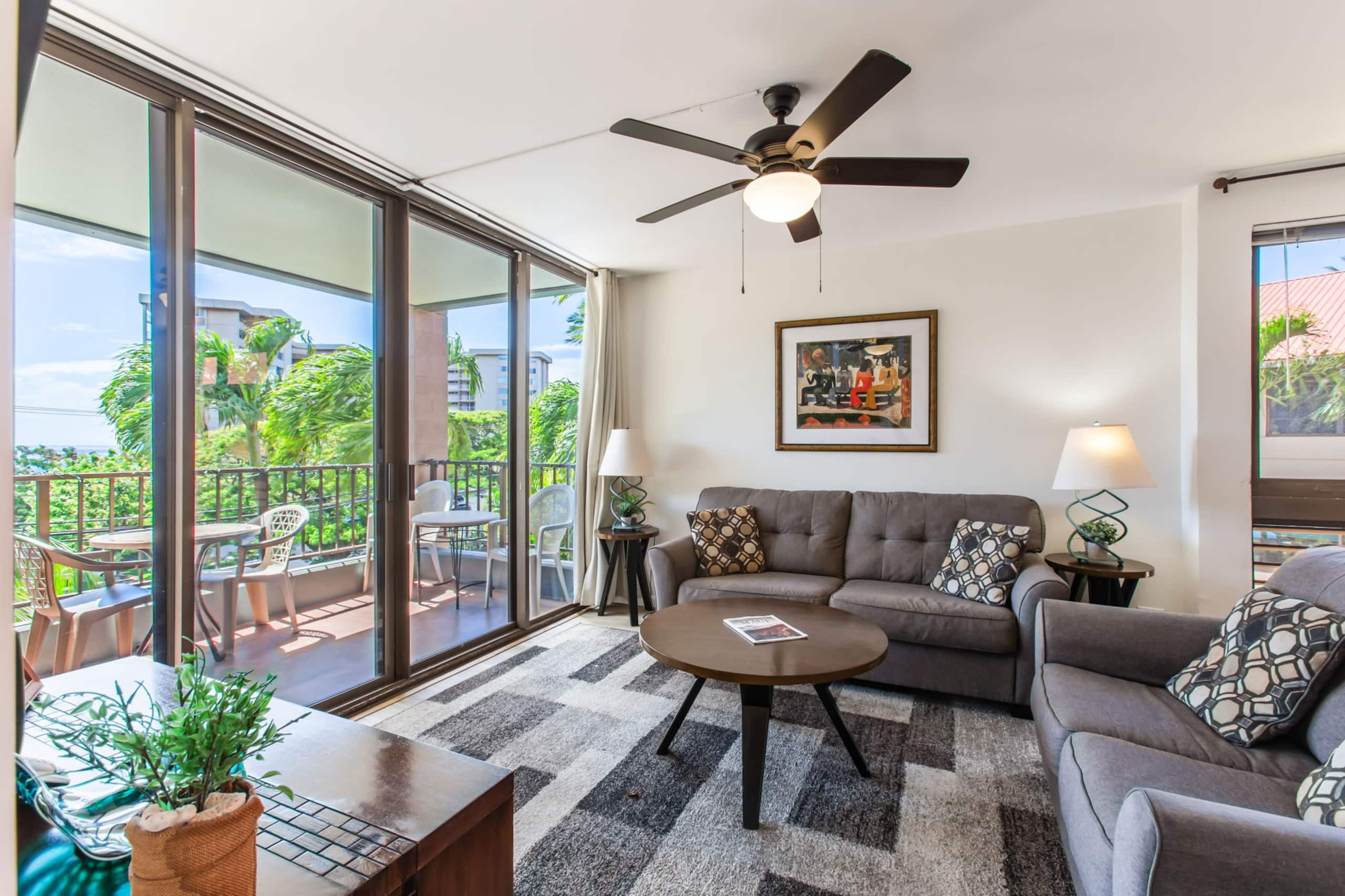 Condo in Lahaina · ★4.73 · 2 bedrooms · 3 beds · 2 baths - Image 10