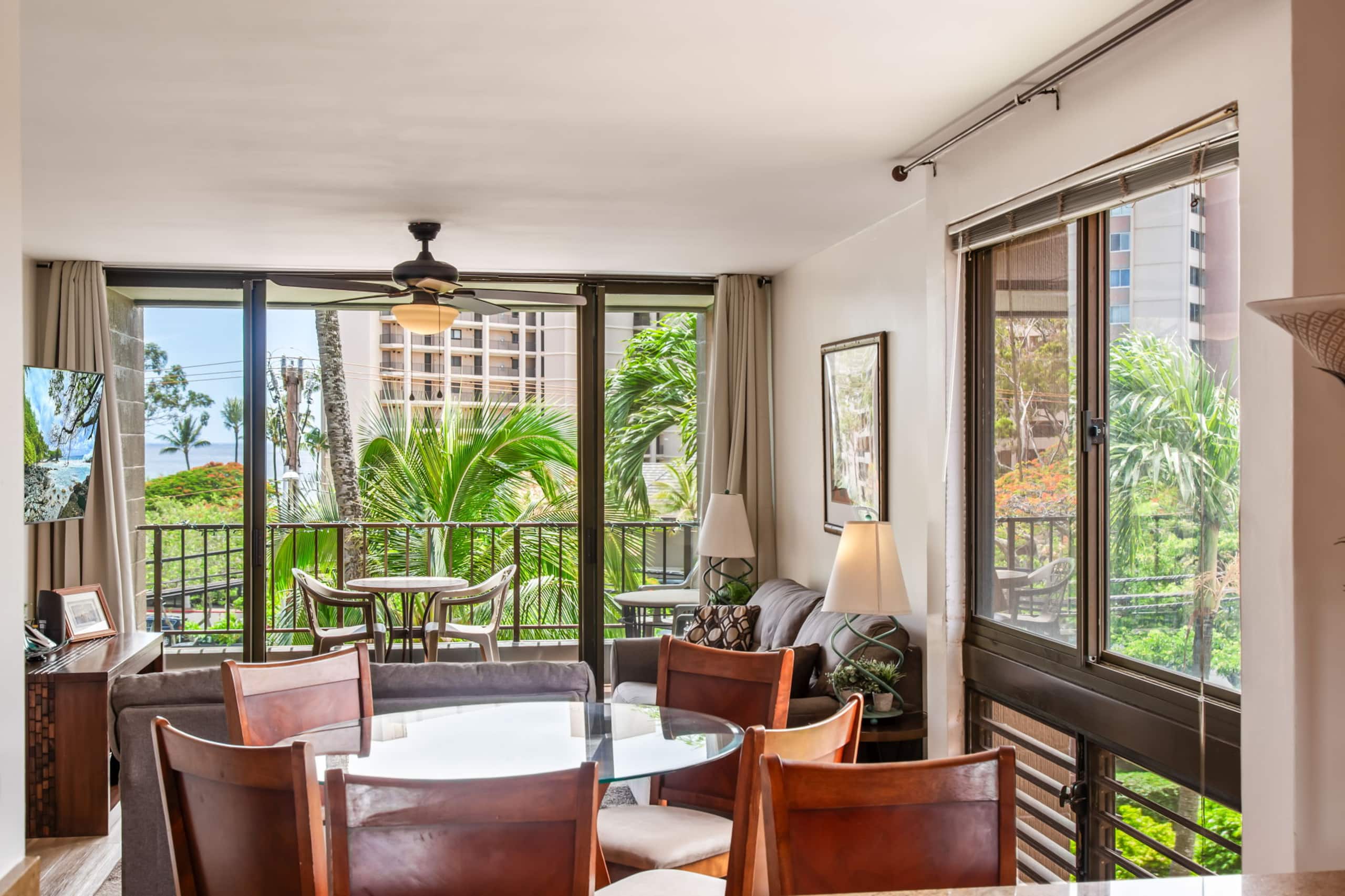 Condo in Lahaina · ★4.73 · 2 bedrooms · 3 beds · 2 baths - Image 24