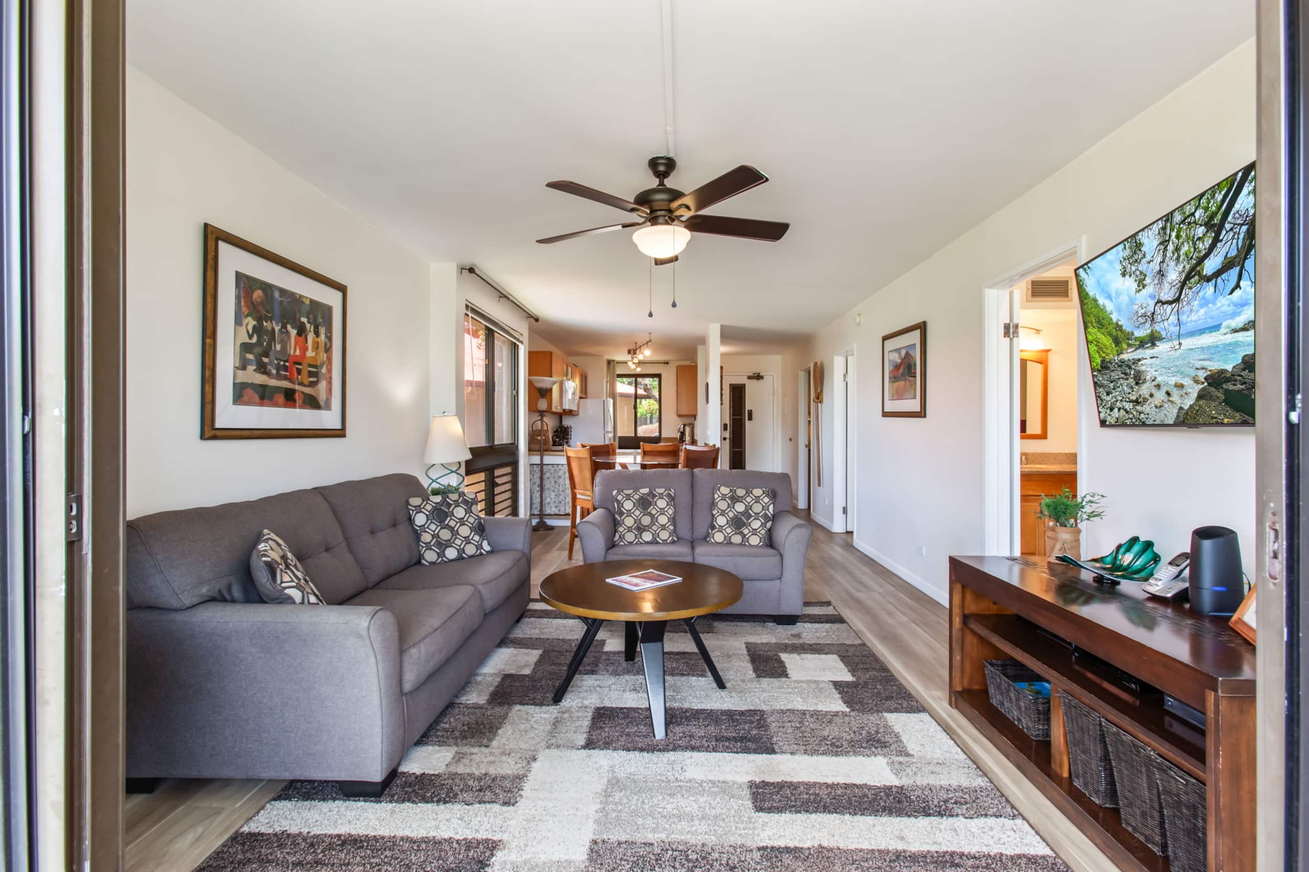 Condo in Lahaina · ★4.73 · 2 bedrooms · 3 beds · 2 baths - Image 7