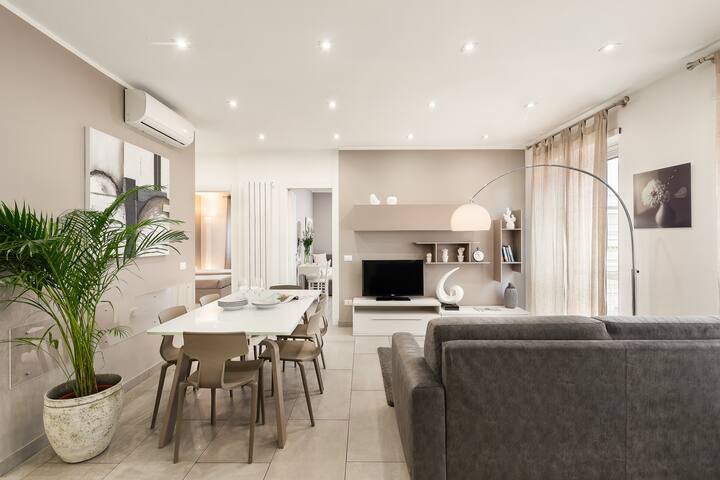 Spacious and Luxury Flat near the Vatican and St. Peter gallery image 3