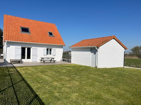 Lovely wooden house for rental on the “Opal Coast”