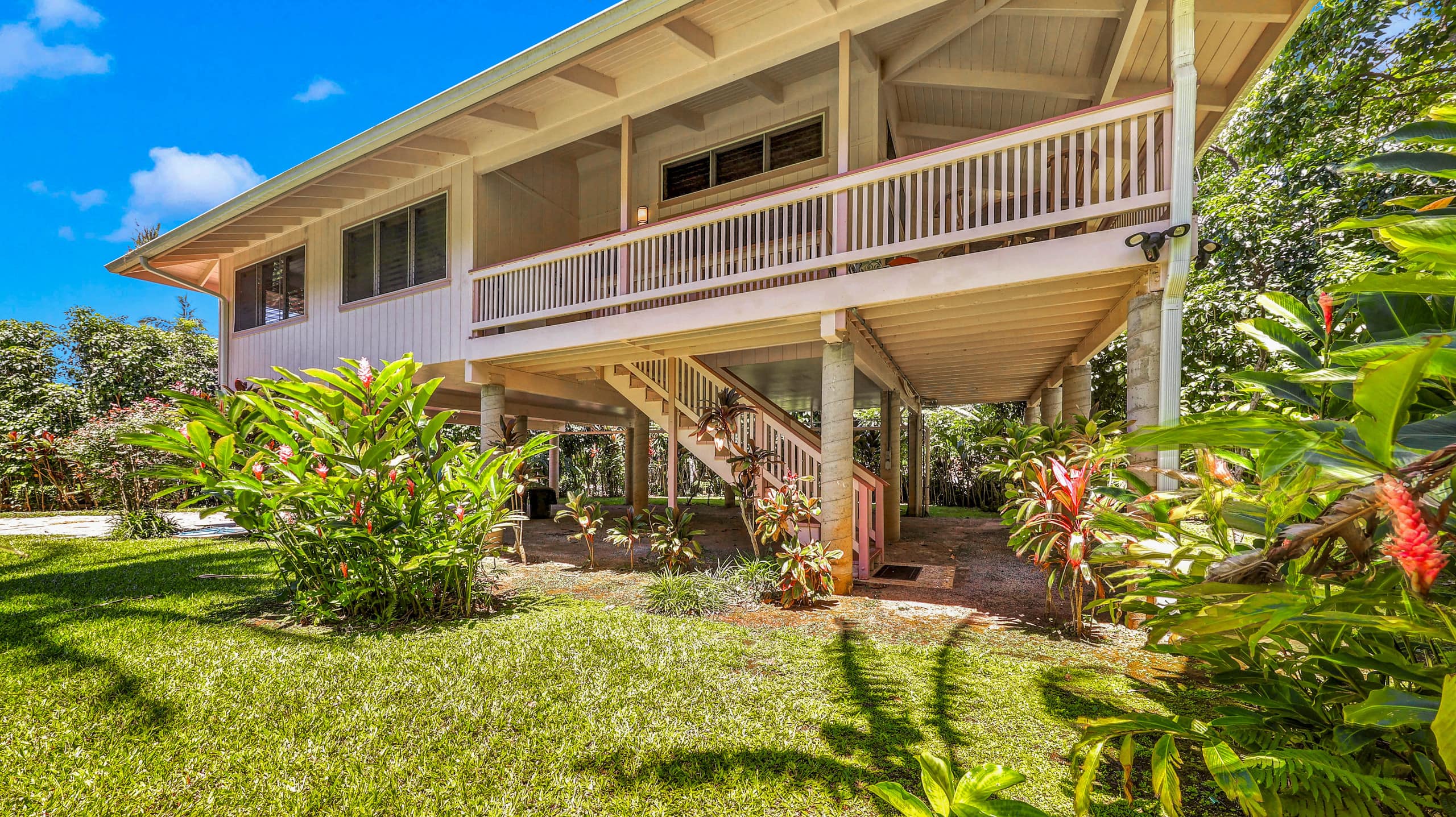Home in Hanalei · ★5.0 · 2 bedrooms · 2 beds · 2 baths - Photo 59