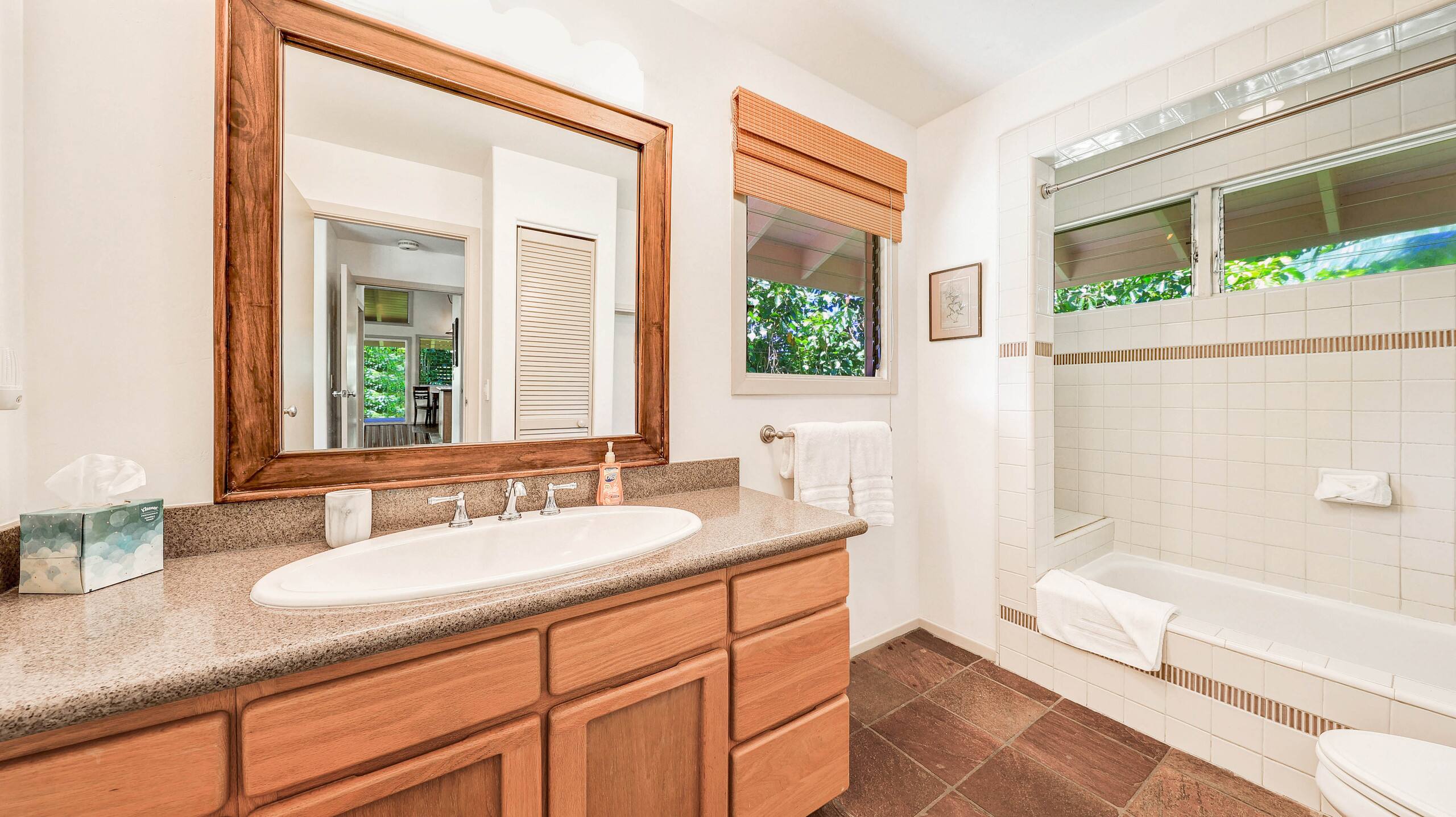Home in Hanalei · ★5.0 · 2 bedrooms · 2 beds · 2 baths - Photo 35