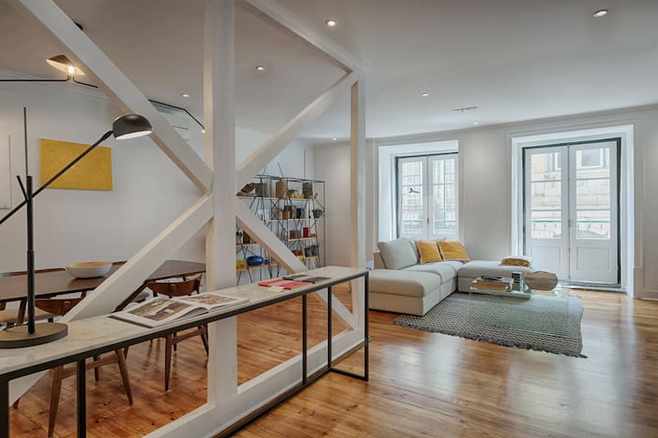 Architectural Gem in Bica