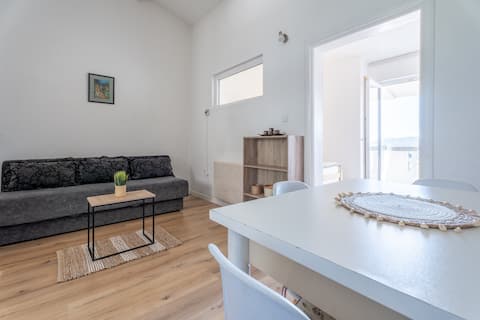 Top performing Airbnb: Apartments MIKI no3 in Žukotrlica