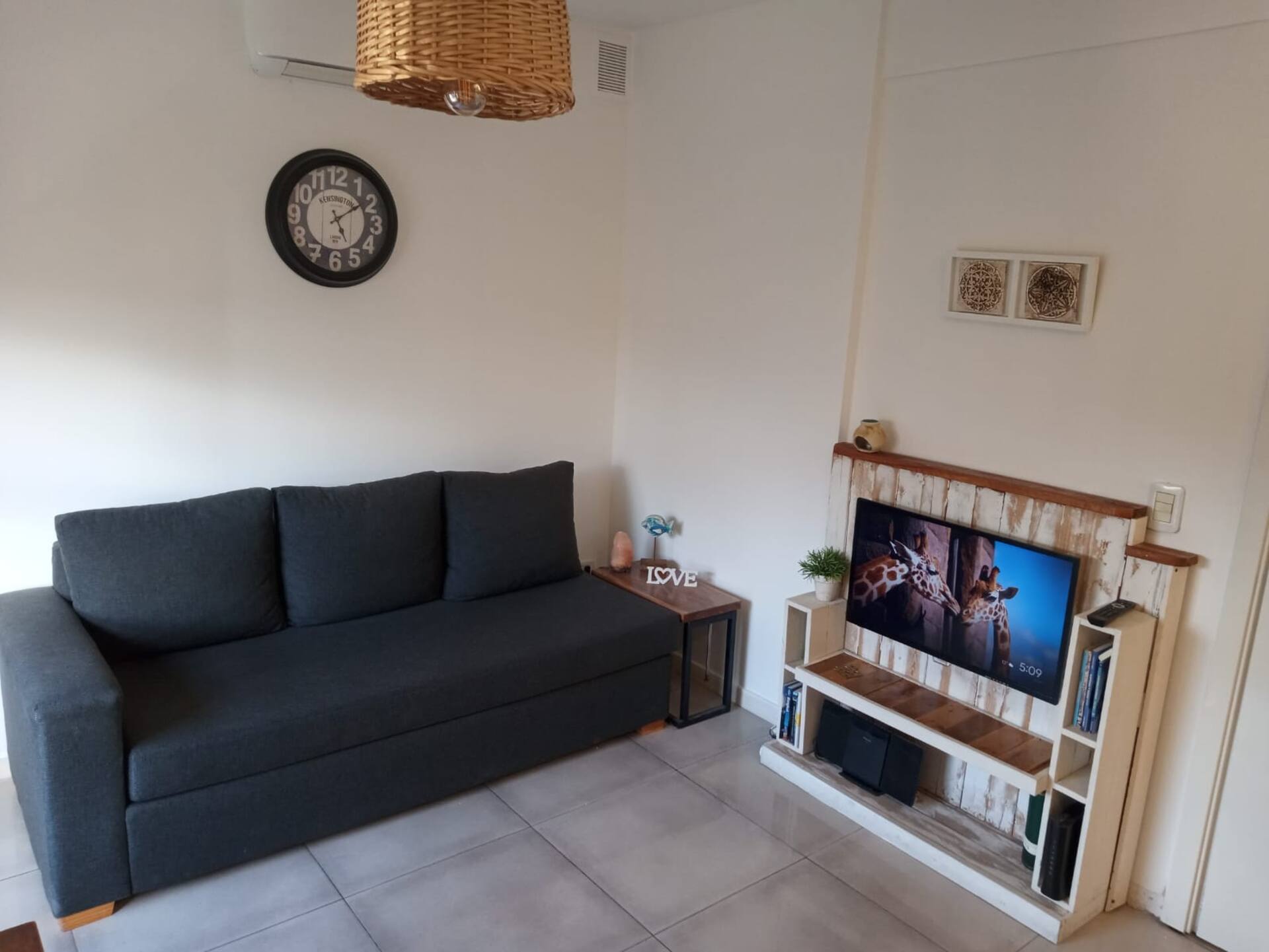 A bright apartment near Garrahan Hospital