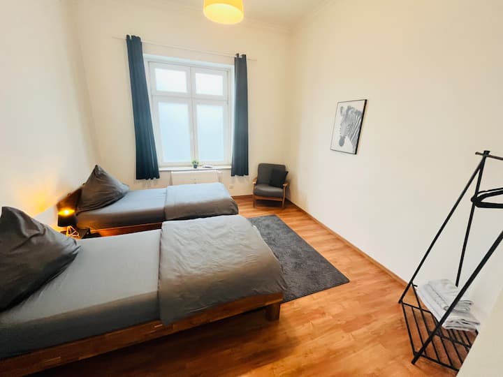 Central Apartment Near Tram, Free Wi-fi - Dortmund