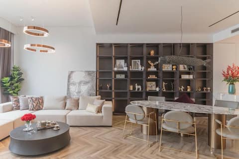 (M)Penthouse APT 8 per | River View City Center
