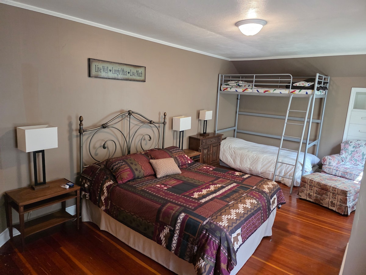 East Bedroom - Second floor